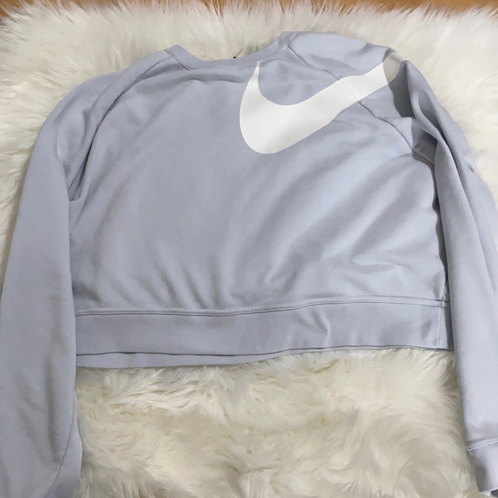 Cropped Nike Sweatshirt